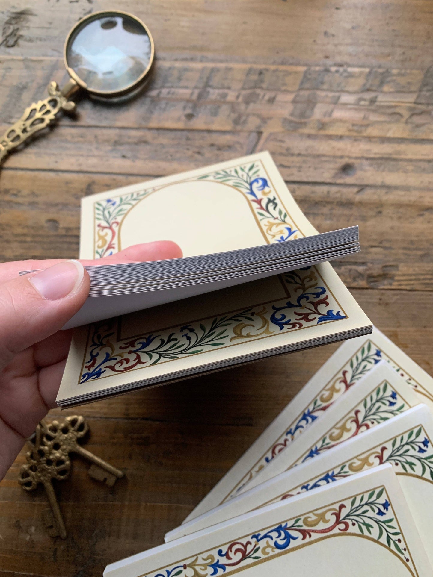 Medieval border notepad